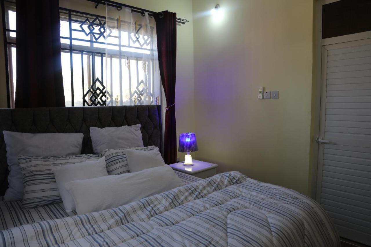 Pearl Lulu Modern Bnb Homestay Dar es Salaam Buitenkant foto