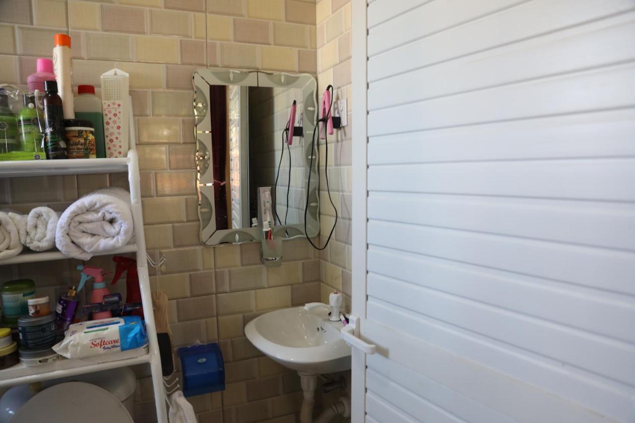 Pearl Lulu Modern Bnb Homestay Dar es Salaam Buitenkant foto