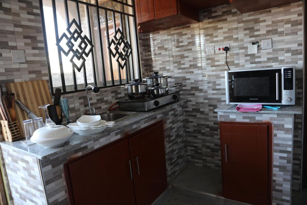 Pearl Lulu Modern Bnb Homestay Dar es Salaam Buitenkant foto