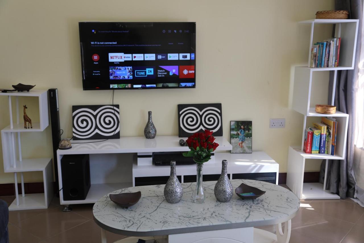 Pearl Lulu Modern Bnb Homestay Dar es Salaam Buitenkant foto