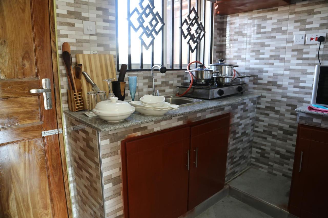 Pearl Lulu Modern Bnb Homestay Dar es Salaam Buitenkant foto