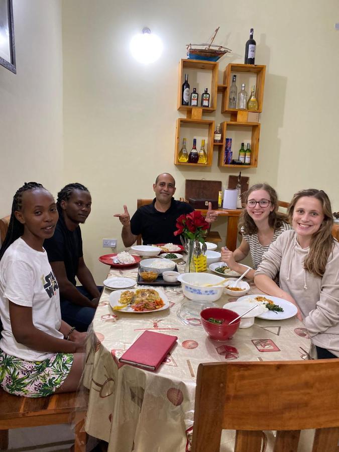 Pearl Lulu Modern Bnb Homestay Dar es Salaam Buitenkant foto
